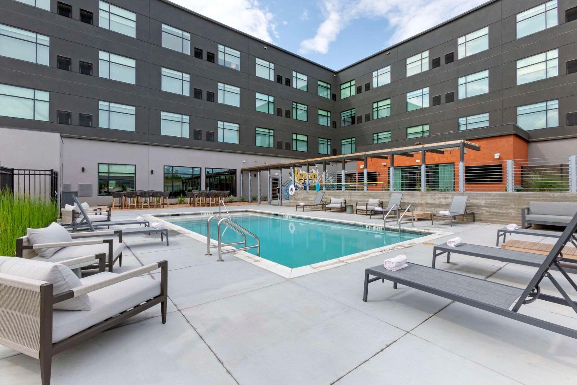 Cambria Airport 3* Austin