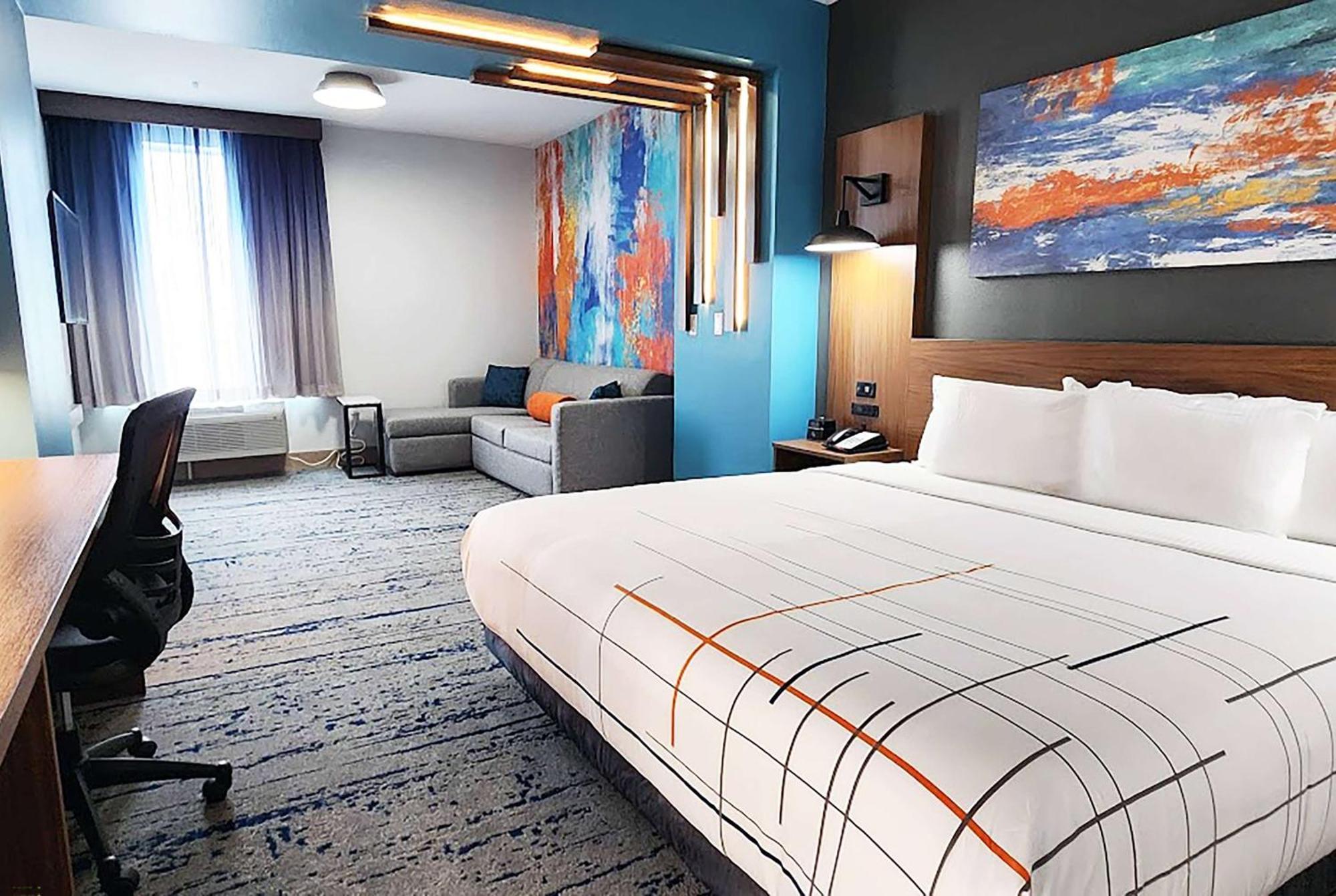 Hotel La Quinta & By Wyndham South *