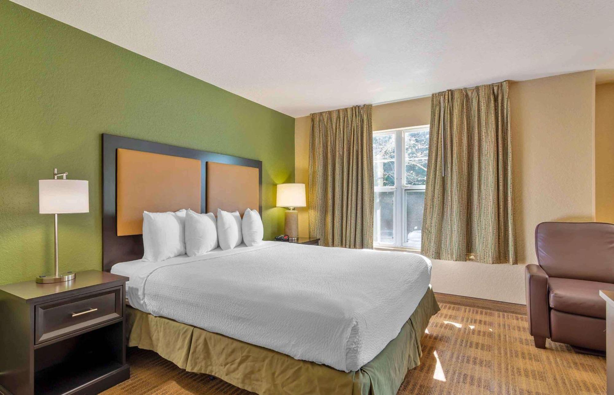Extended America Select - - Northwest - Research Park Hotel Austin