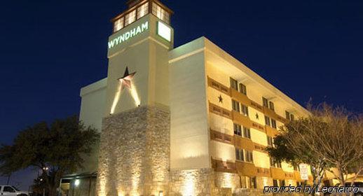 Wyndham Garden Hotel