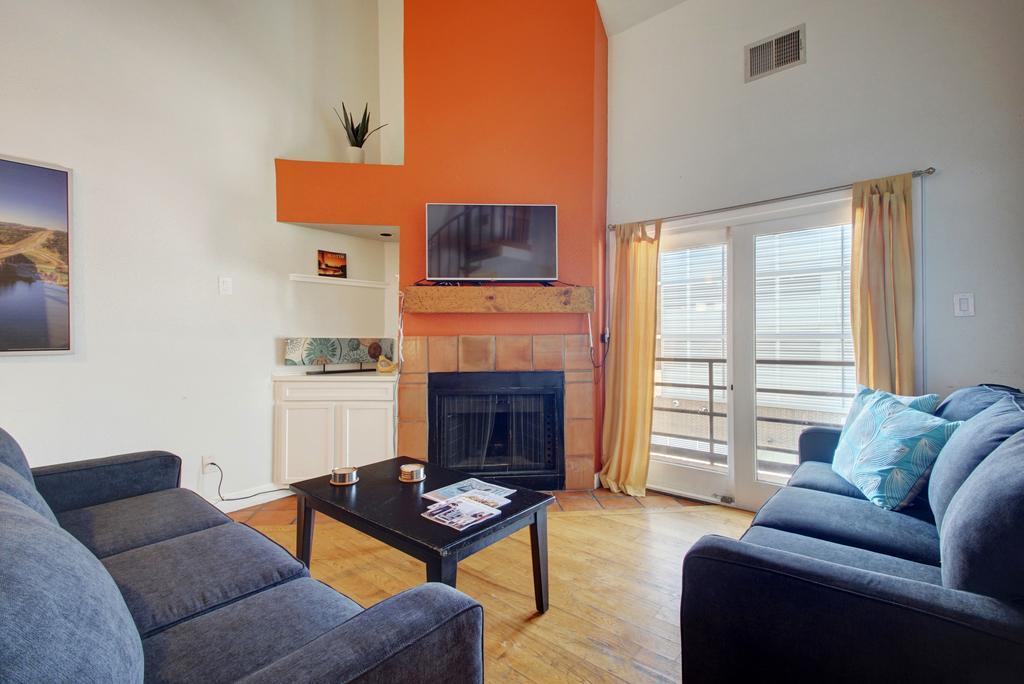 Austinstays 4 Bedroom Downtown Apartment *