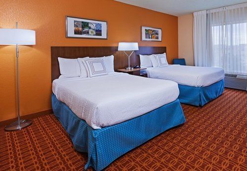 Fairfield And By Marriott Northwest/the Domain Area 3*