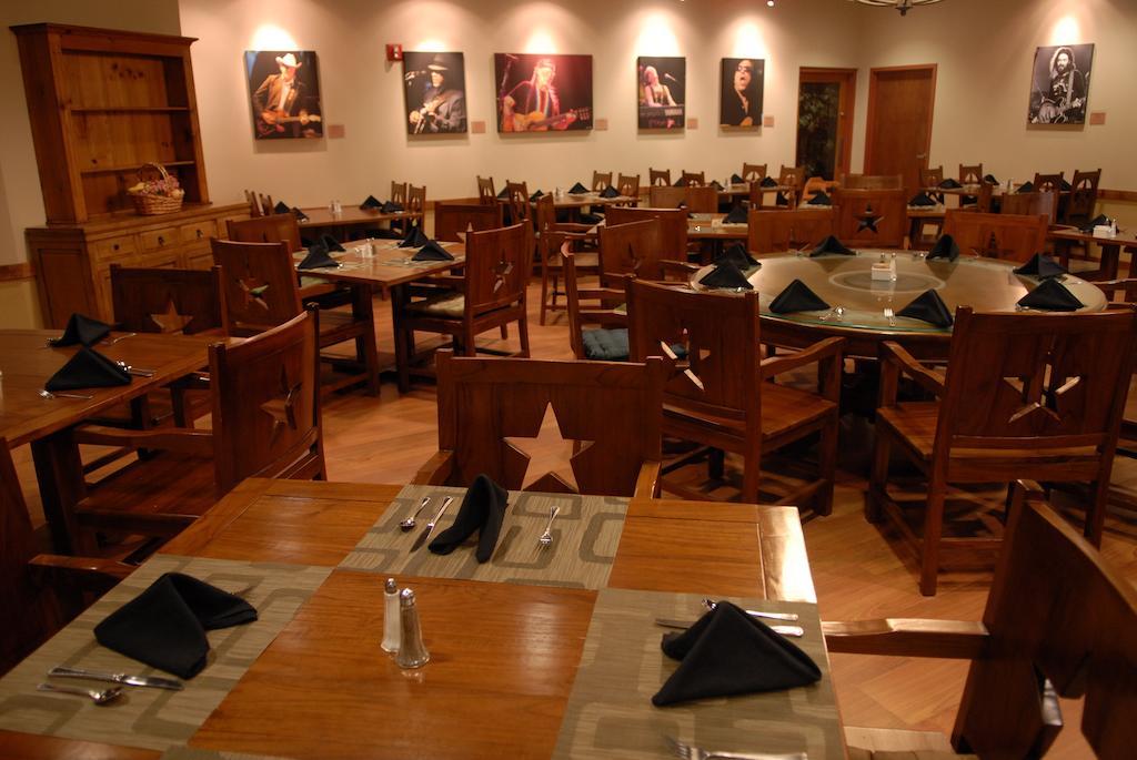 Hotel Wyndham Garden 3*