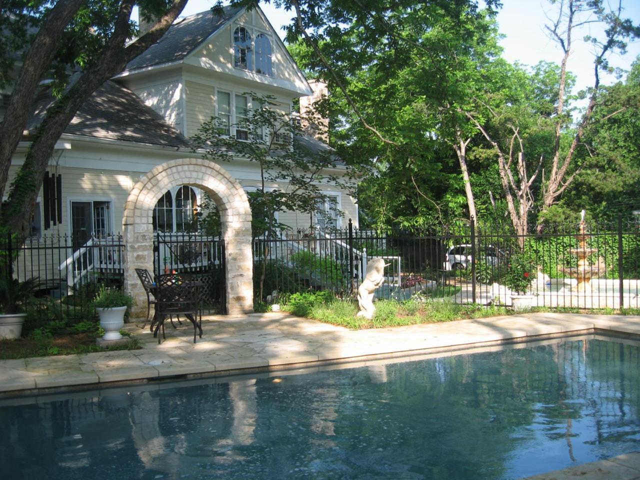 Bed & Breakfast Strickland Arms Austin